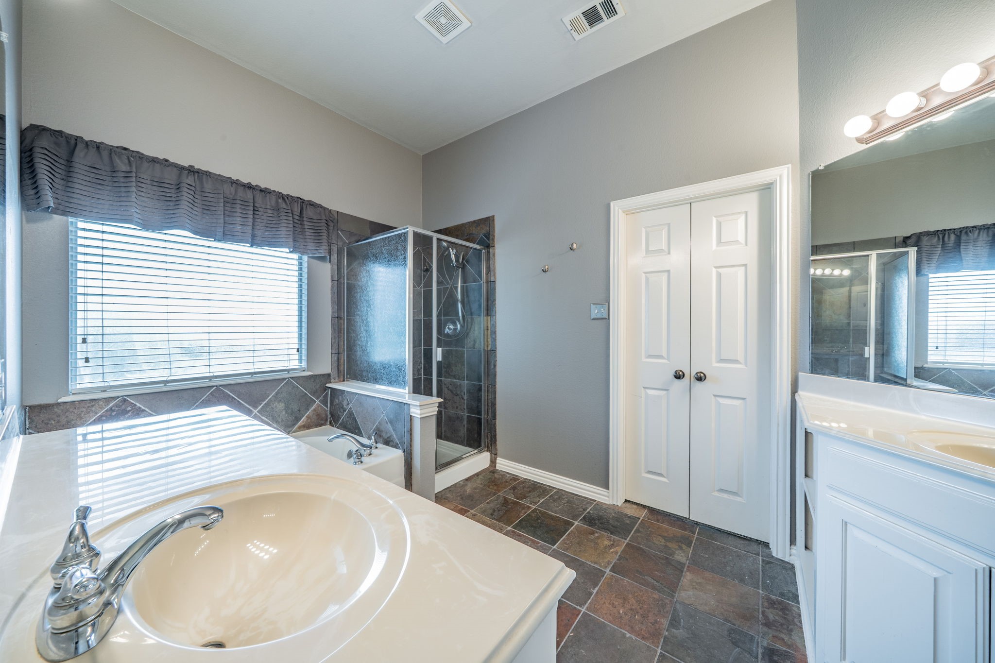 3819 Monte Carlo Lane Denton TX 76210