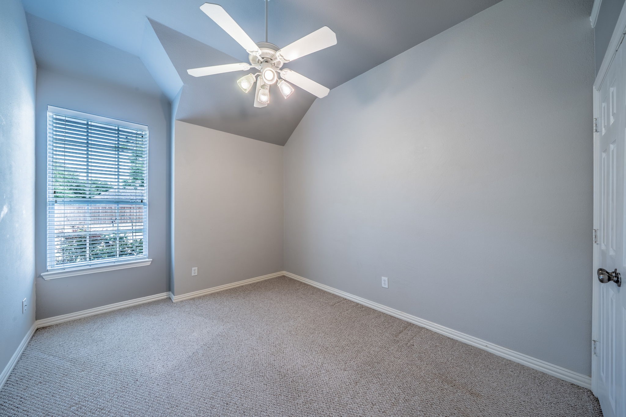3819 Monte Carlo Lane Denton TX 76210