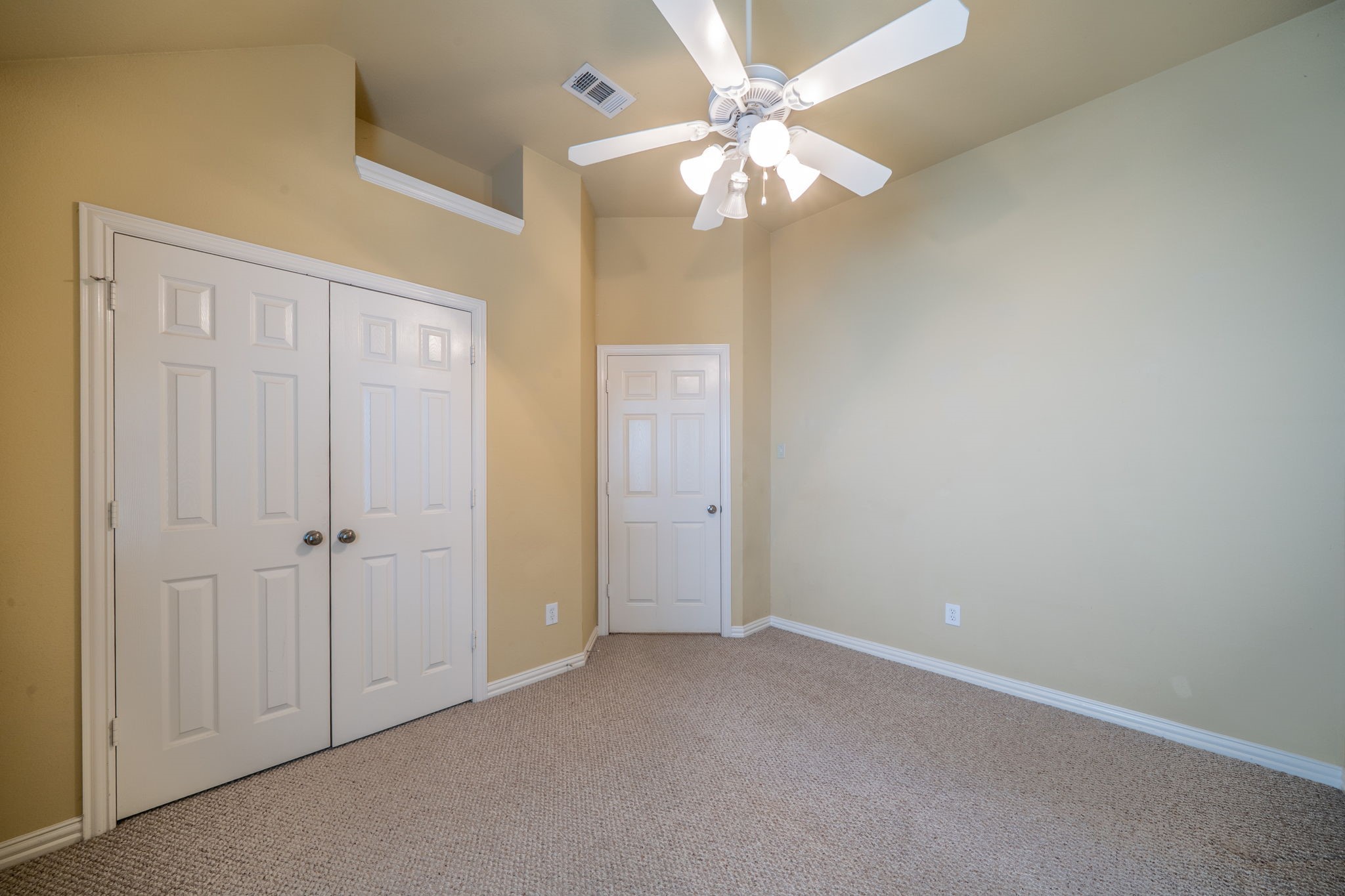 3819 Monte Carlo Lane Denton TX 76210