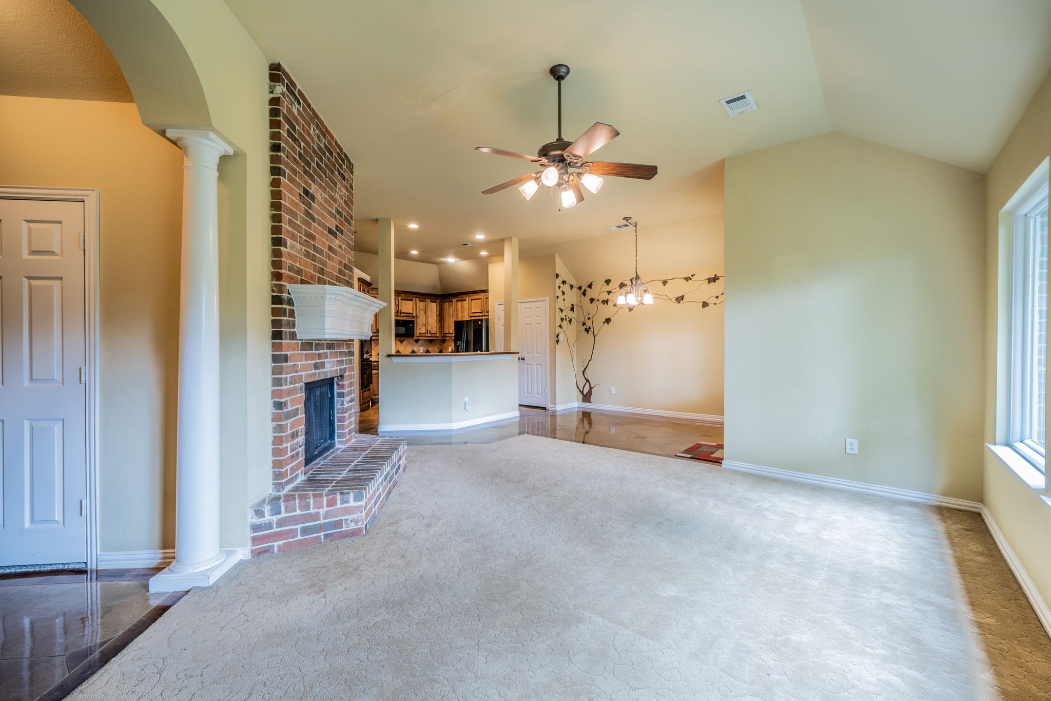 3819 Monte Carlo Lane Denton TX 76210