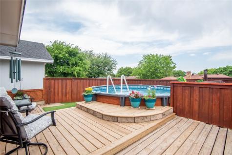 423 Blueridge Drive Duncanville TX 75137