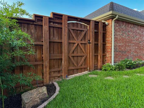 7201 Regency Court Plano TX 75024
