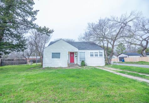 902 S Jefferson Street Kaufman TX 75142