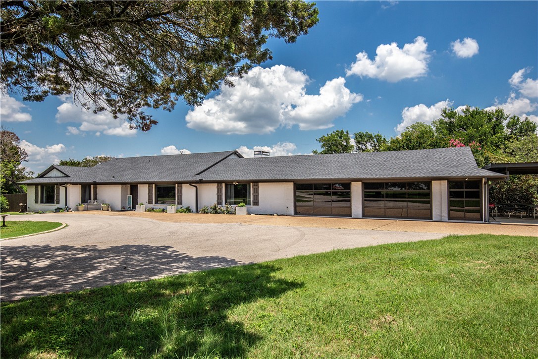 192 Chinaberry Lane Woodway TX 76712