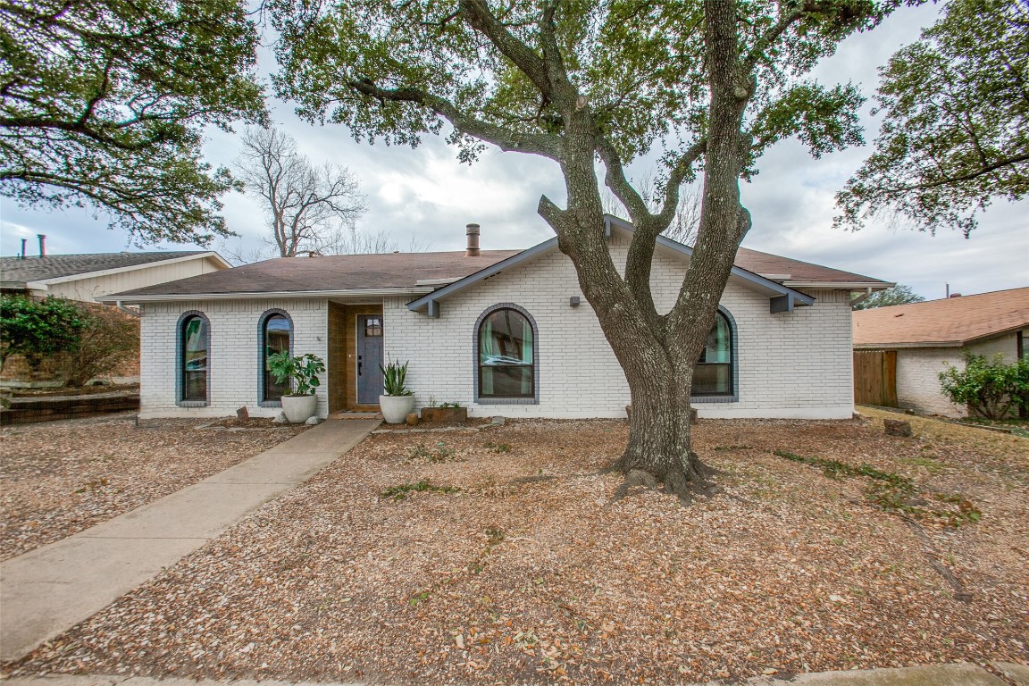 10818 Wallbrook Drive Dallas TX 75238