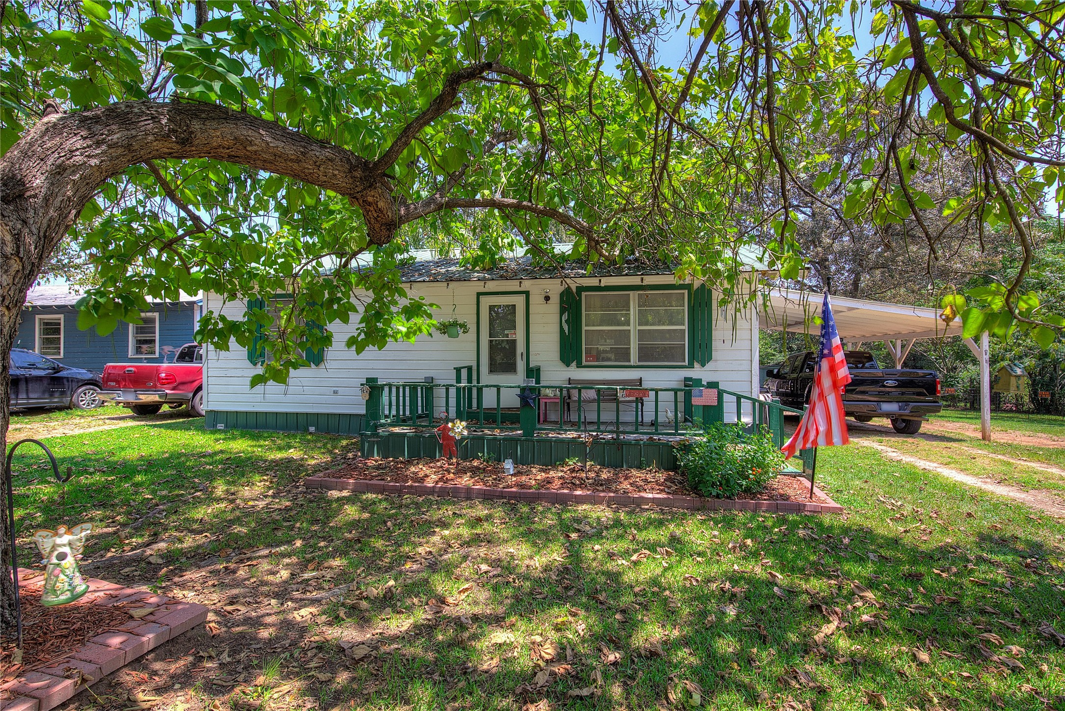 329 S Dunbar Lane Emory TX 75440