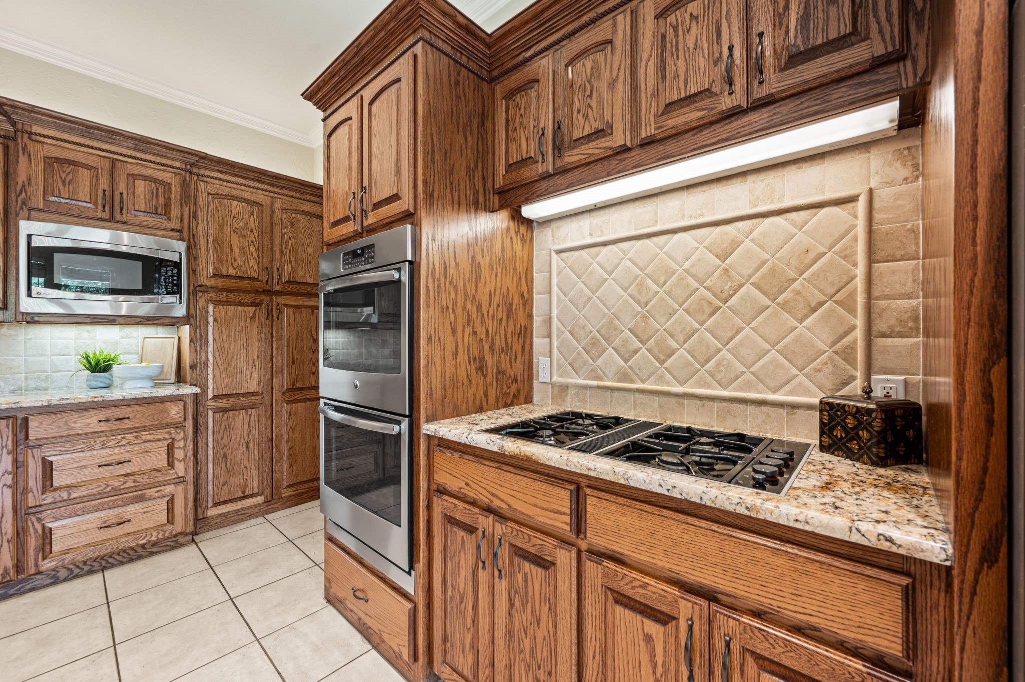 1111 Calais Drive Southlake TX 76092