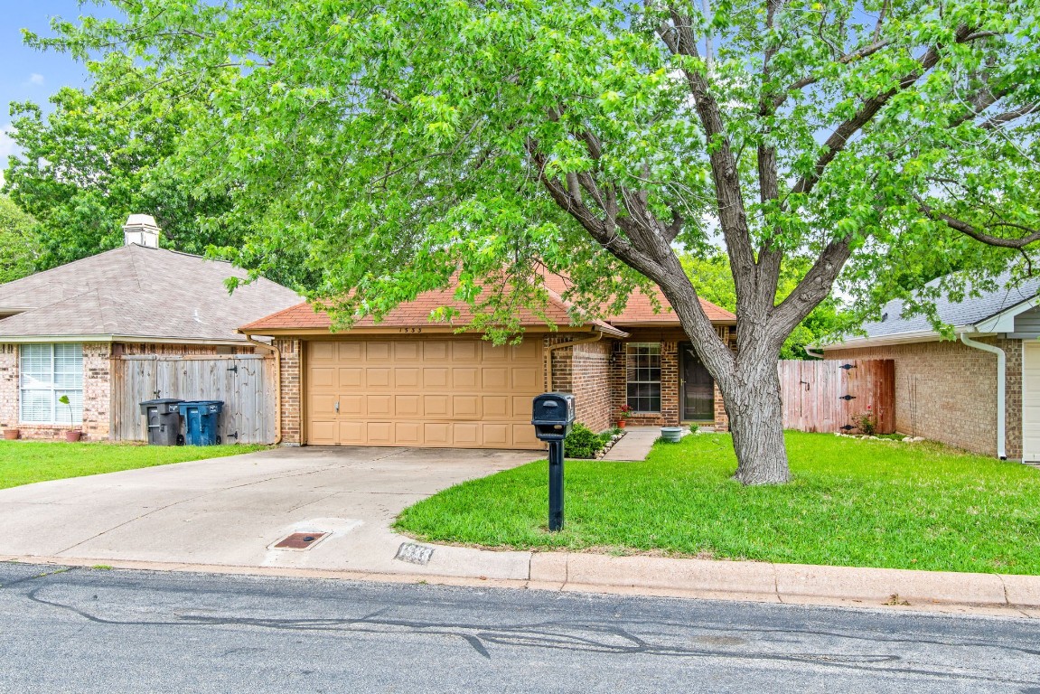 1533 Eastview Street Fort Worth TX 76134