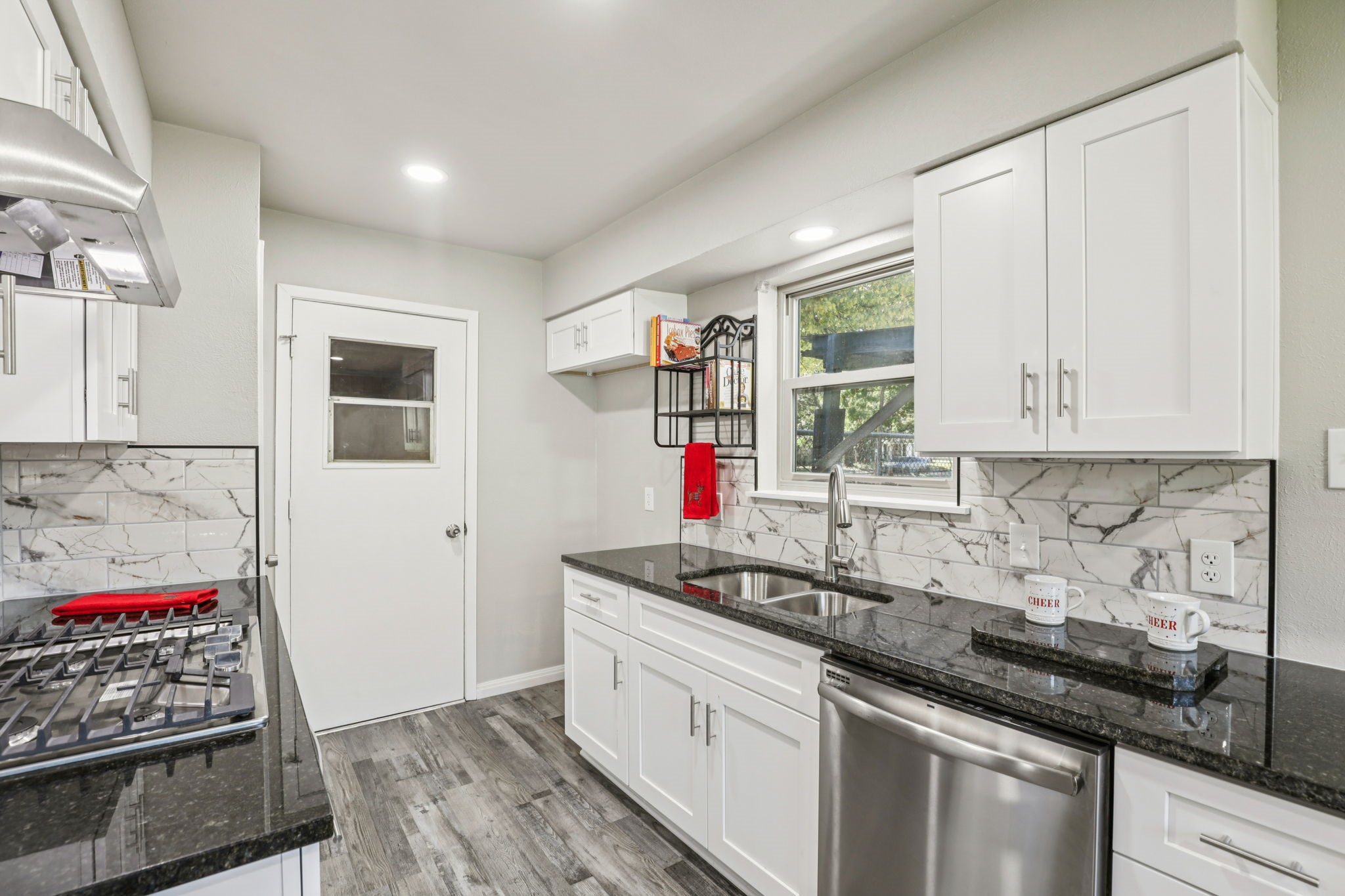 602 San Pedro Street Grand Prairie TX 75051