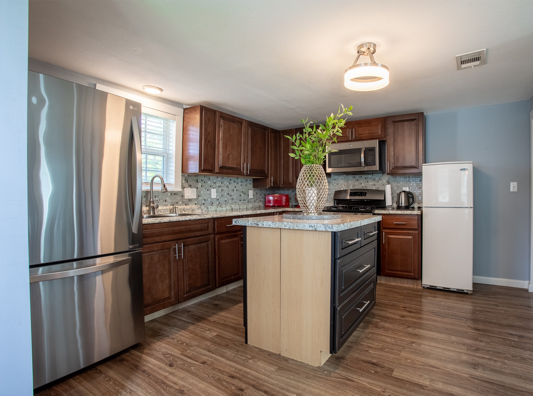 519 Taylor Street Arlington TX 76011