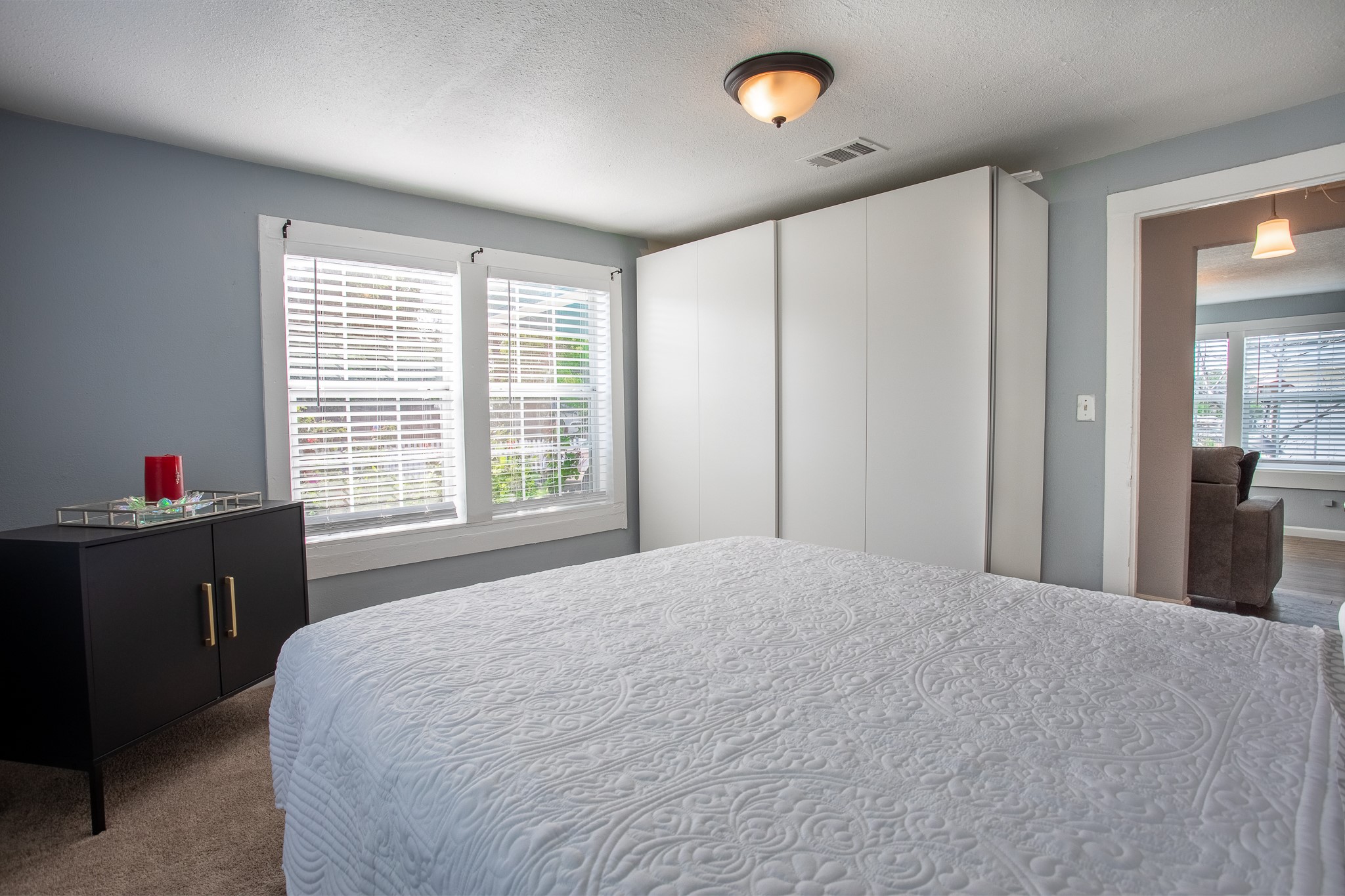 519 Taylor Street Arlington TX 76011
