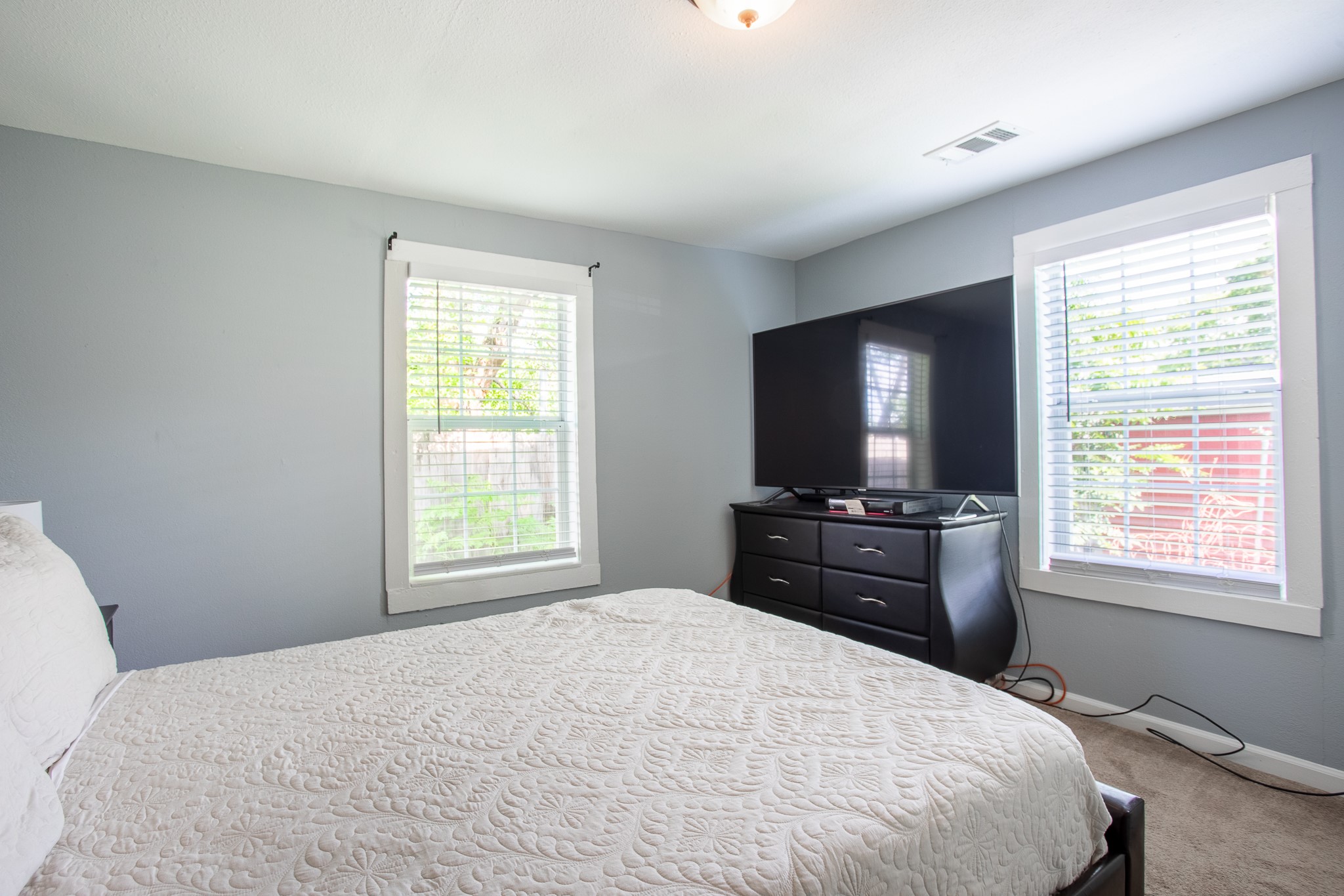 519 Taylor Street Arlington TX 76011