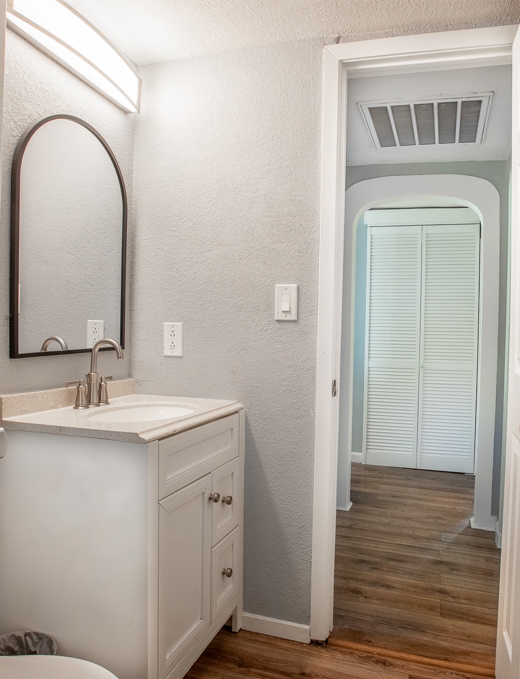519 Taylor Street Arlington TX 76011