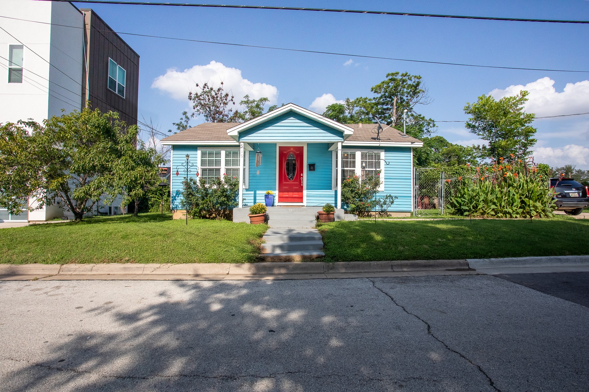 519 Taylor Street Arlington TX 76011