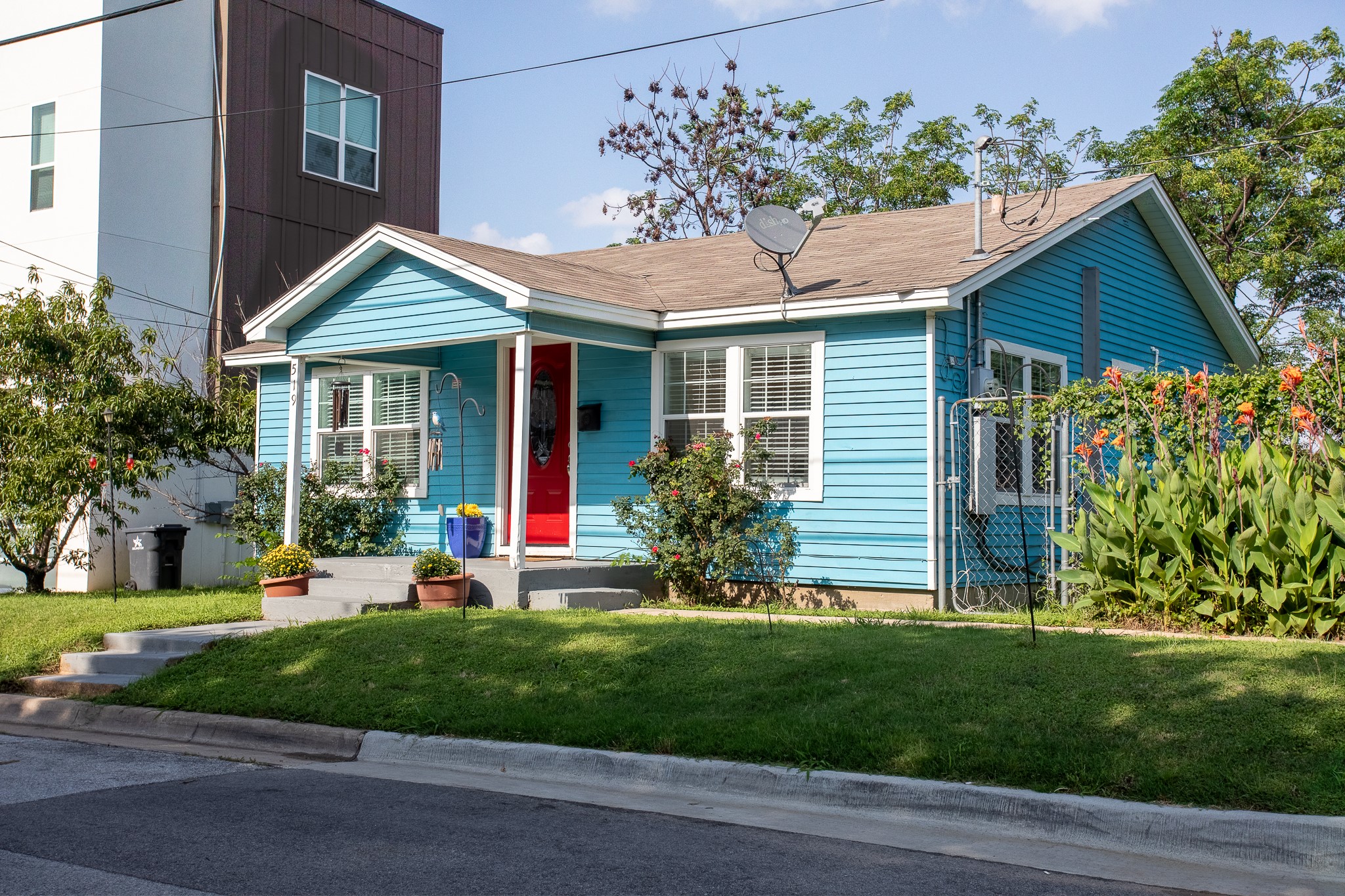 519 Taylor Street Arlington TX 76011