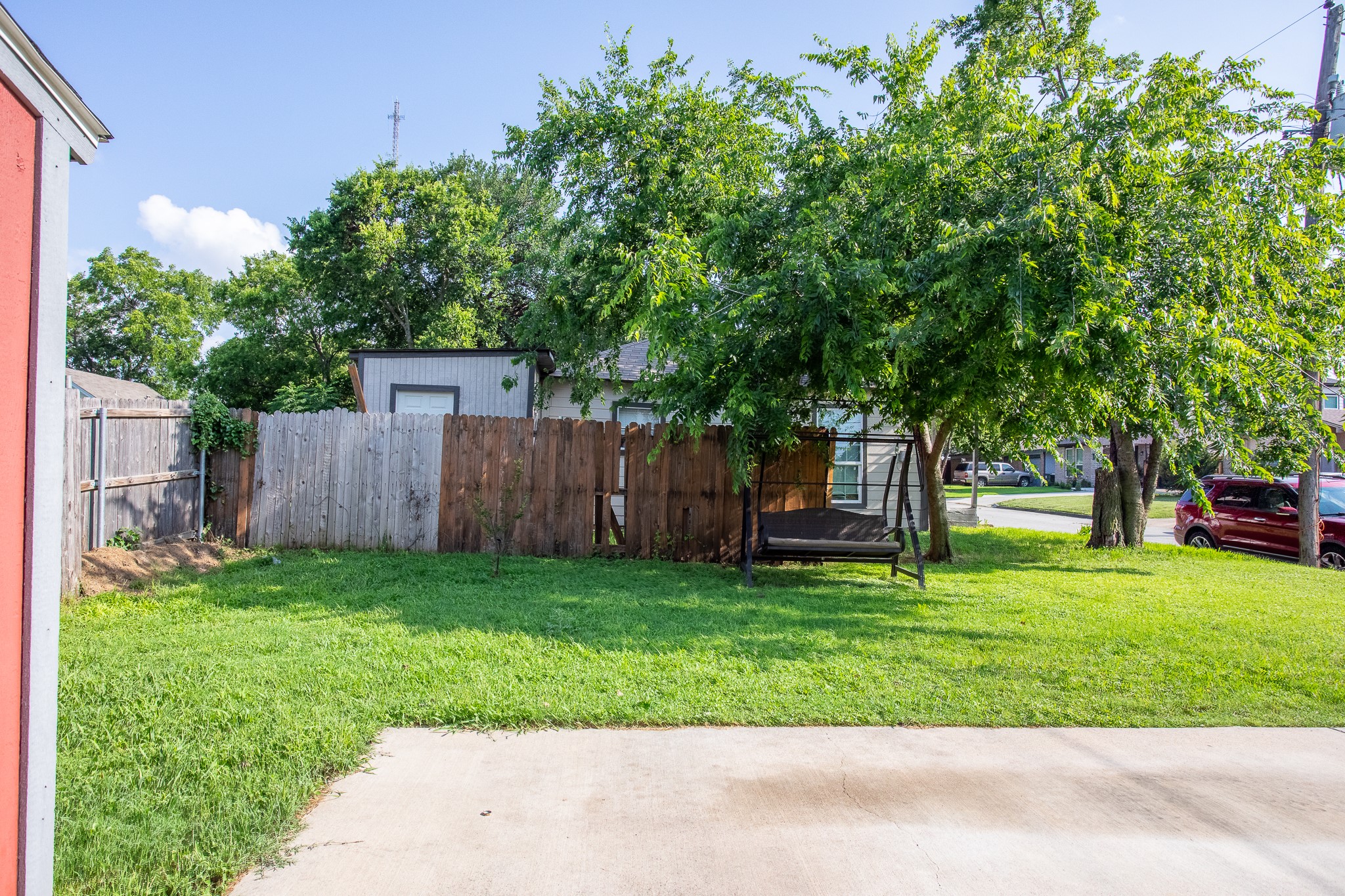 519 Taylor Street Arlington TX 76011