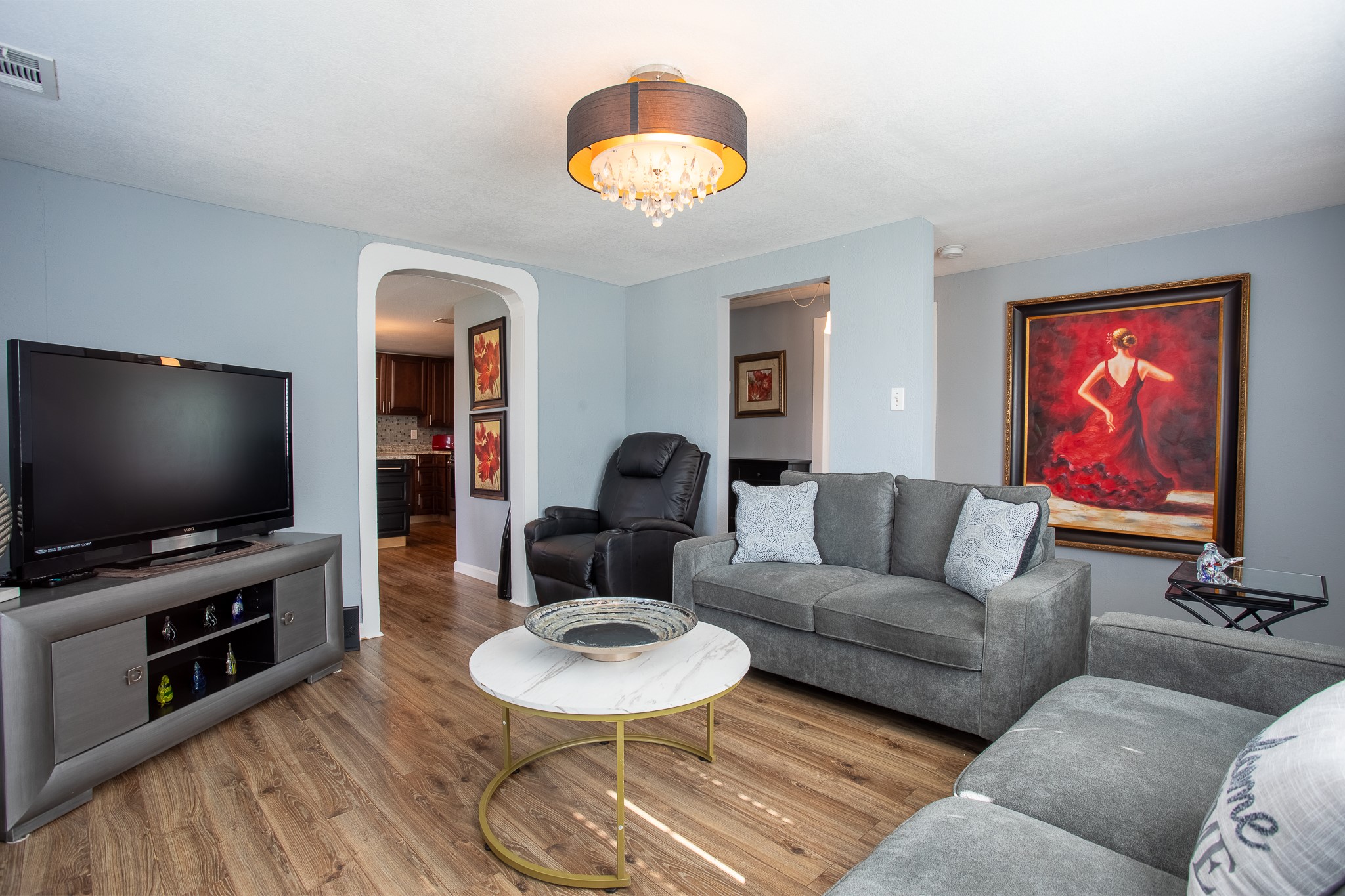 519 Taylor Street Arlington TX 76011