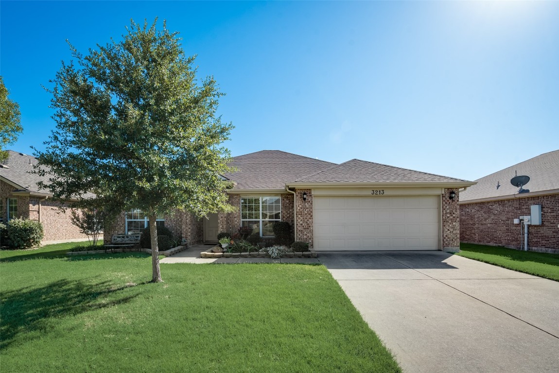 3213 Overstreet Lane Royse City TX 75189
