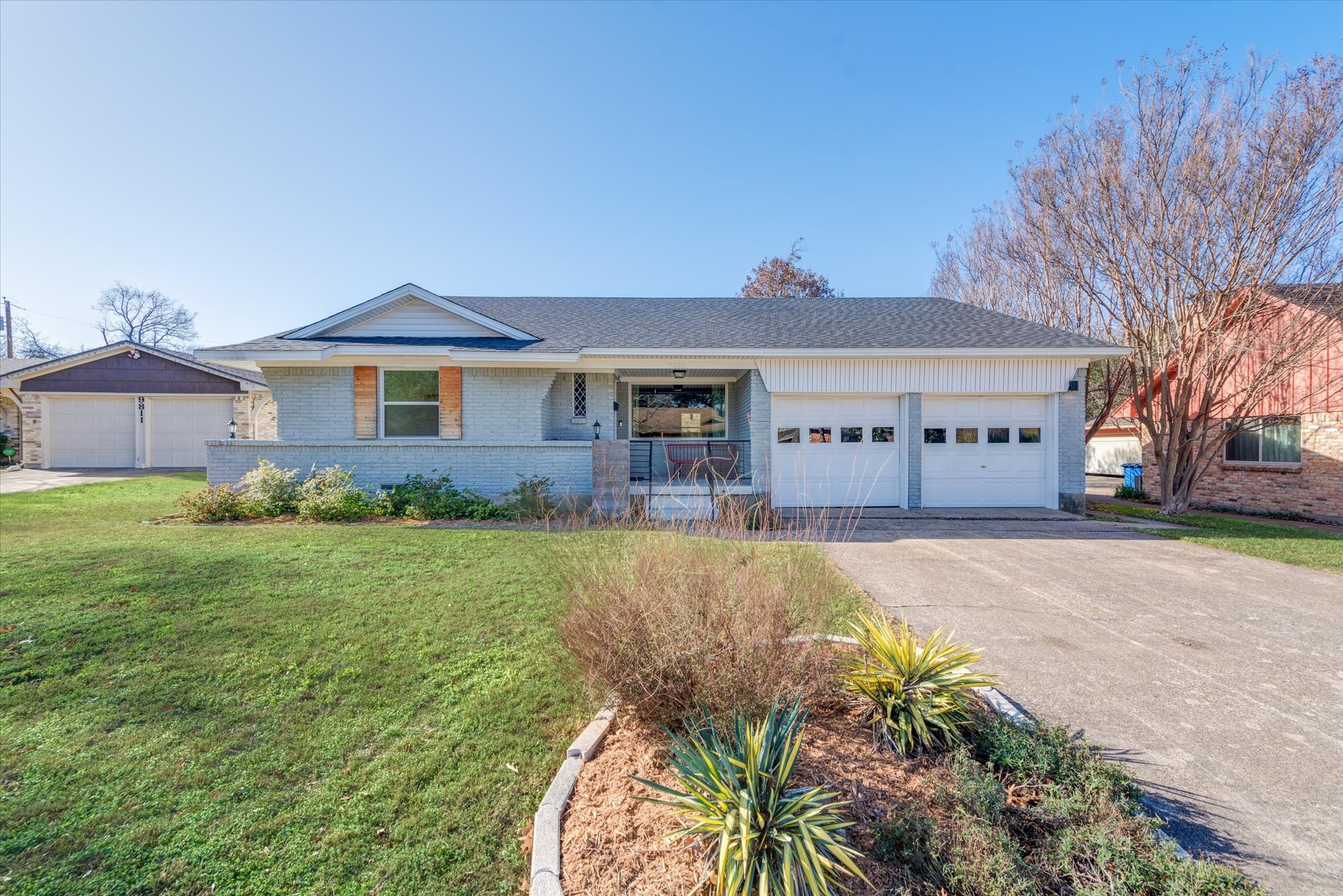 9821 Kingsman Drive Dallas TX 75228
