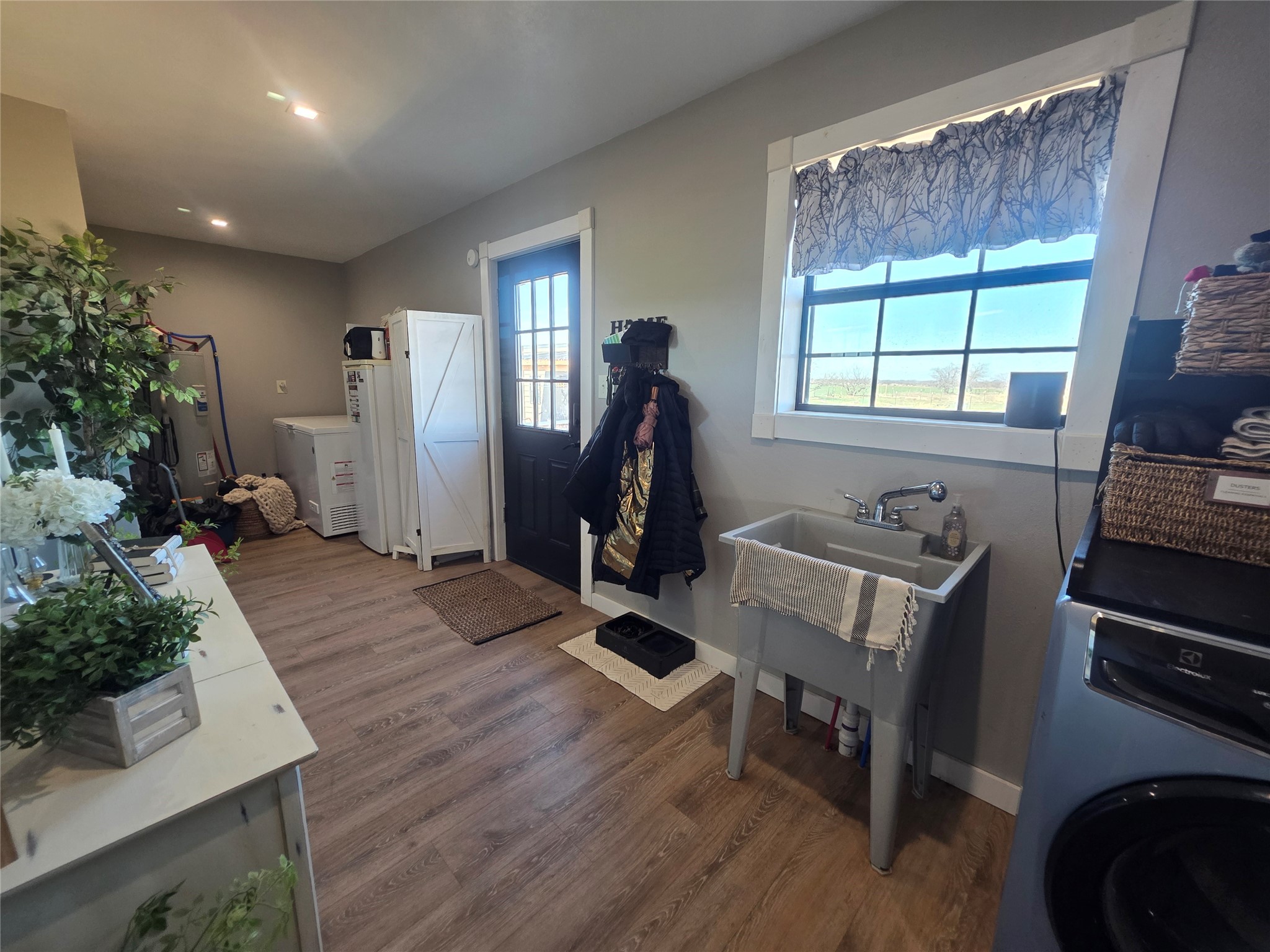 1225 R G Loop Olney TX 76374