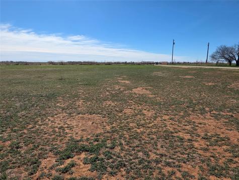 1225 R G Loop Olney TX 76374