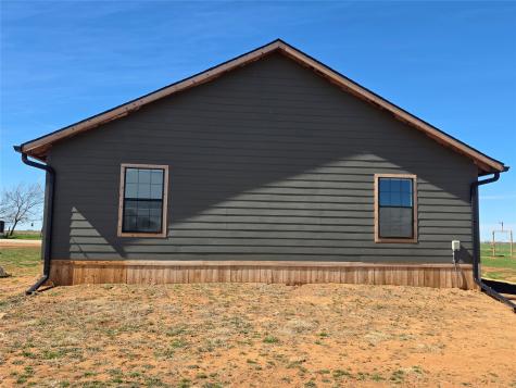 1225 R G Loop Olney TX 76374