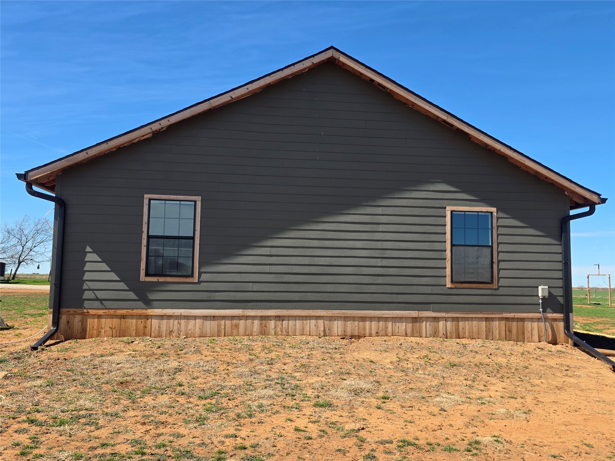 1225 R G Loop Olney TX 76374