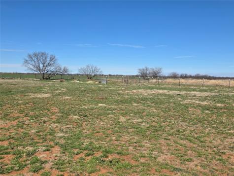 1225 R G Loop Olney TX 76374