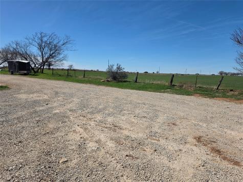 1225 R G Loop Olney TX 76374