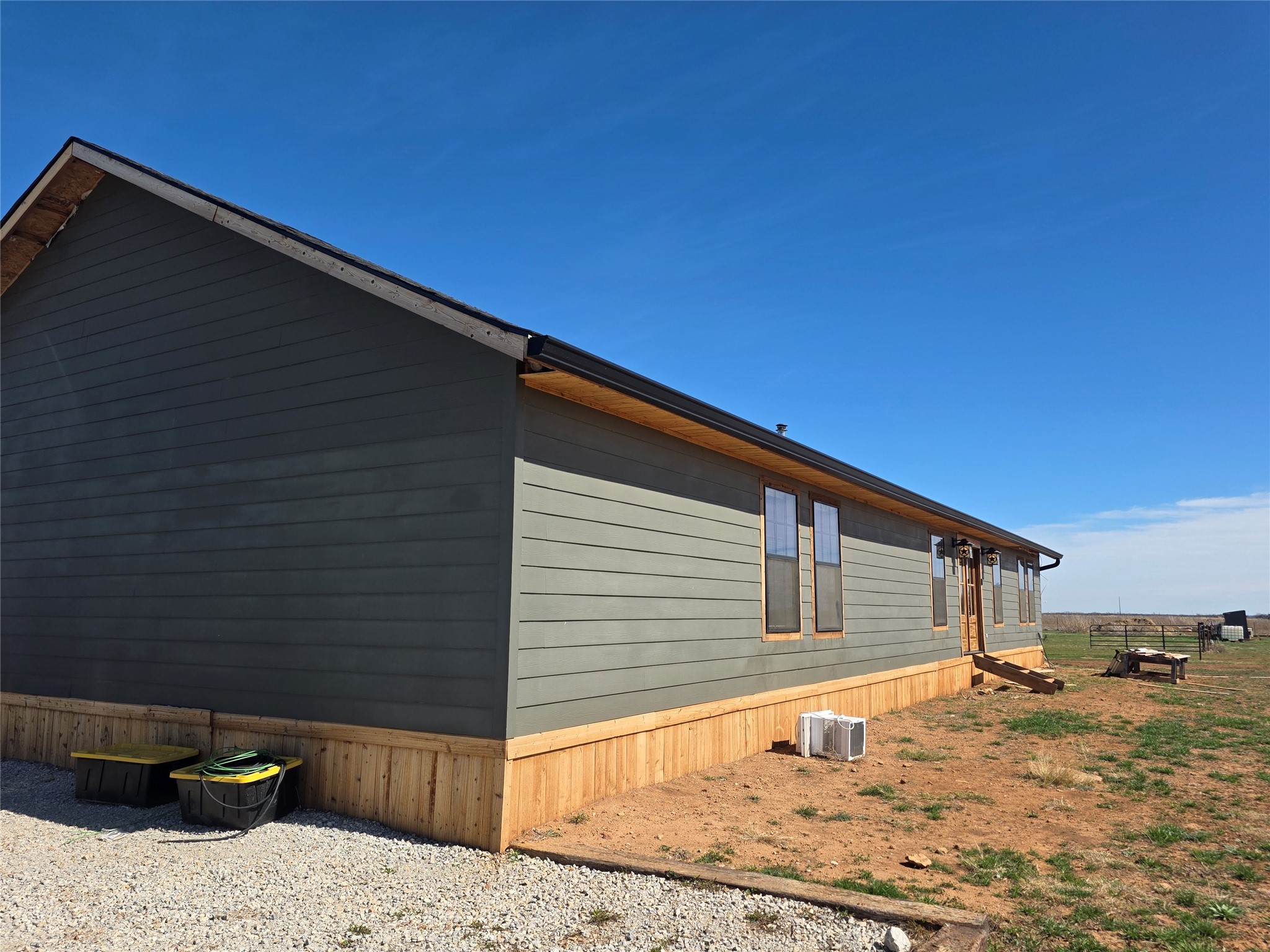 1225 R G Loop Olney TX 76374