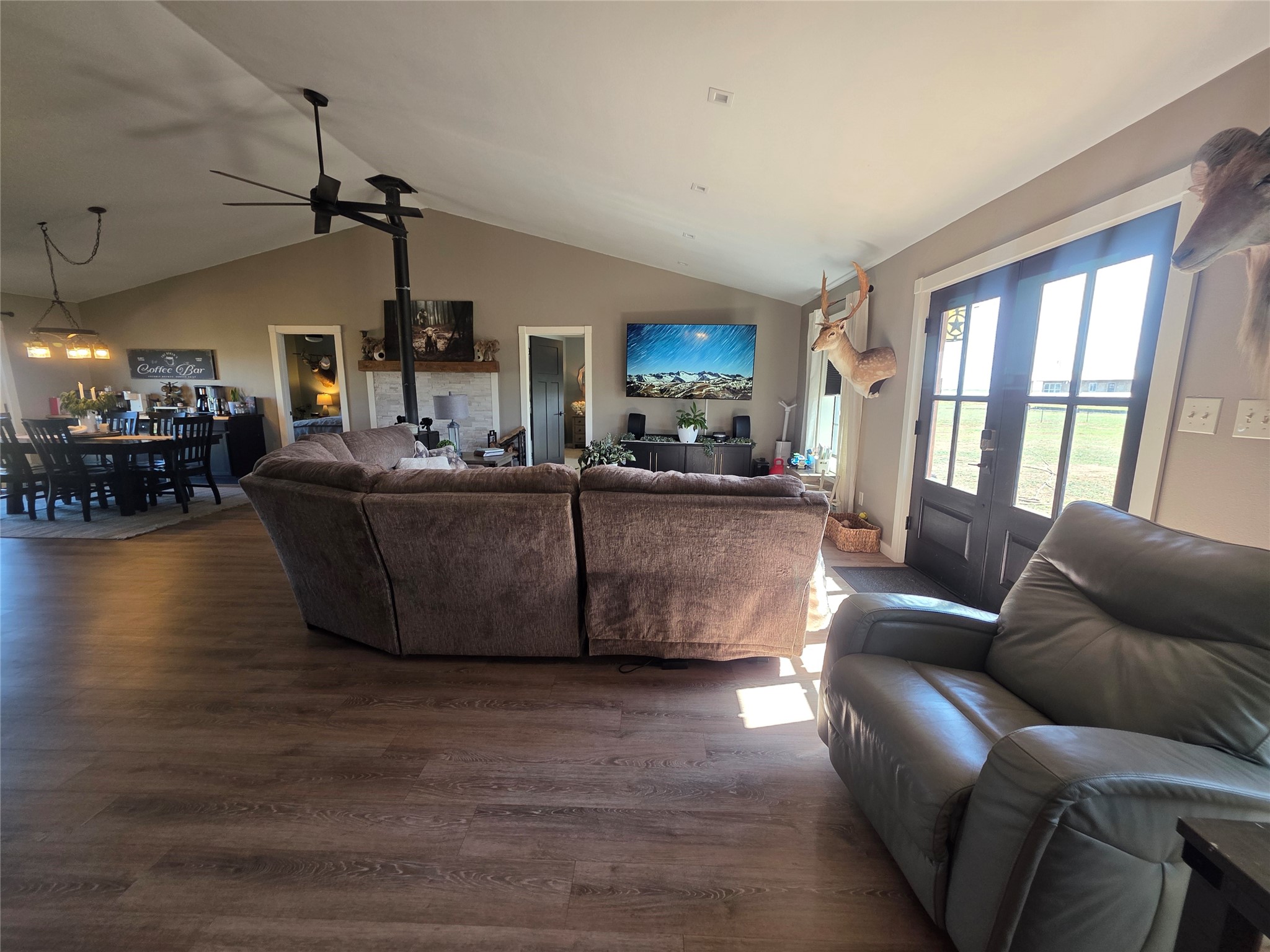1225 R G Loop Olney TX 76374