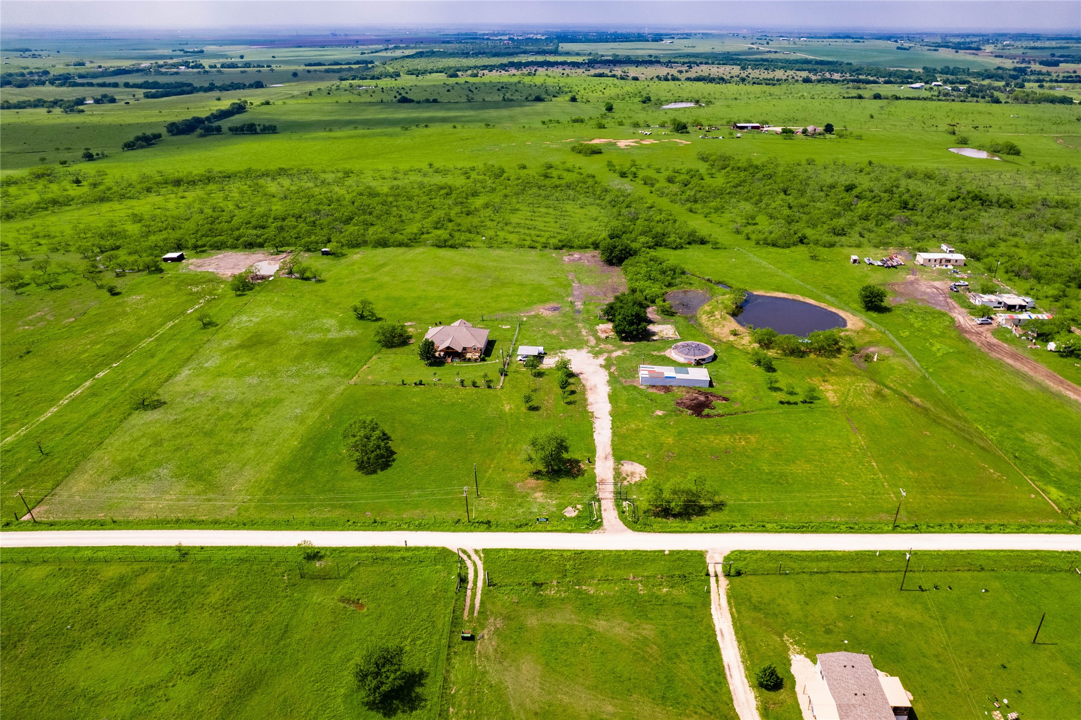 18270 County Road 4160 Frost TX 76641