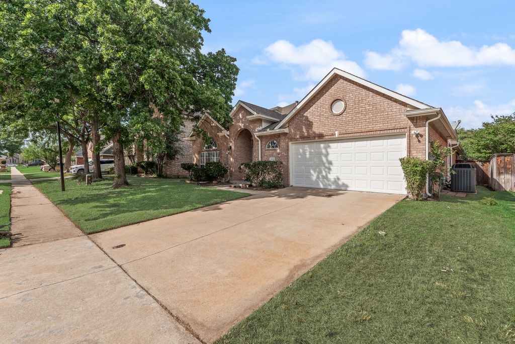 1325 Winnipeg Drive Lewisville TX 75077