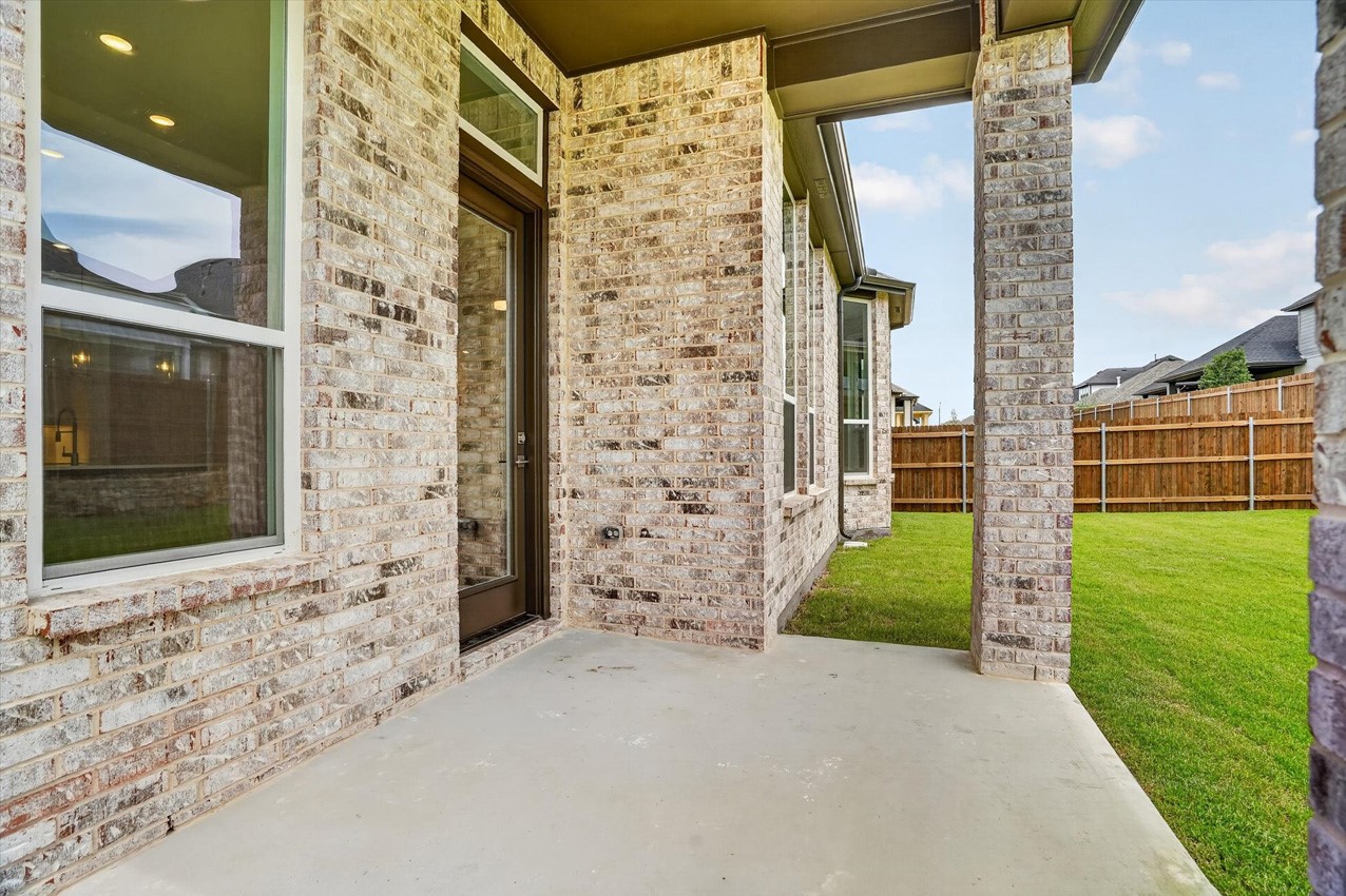 7825 Winterbloom Way Fort Worth TX 76123