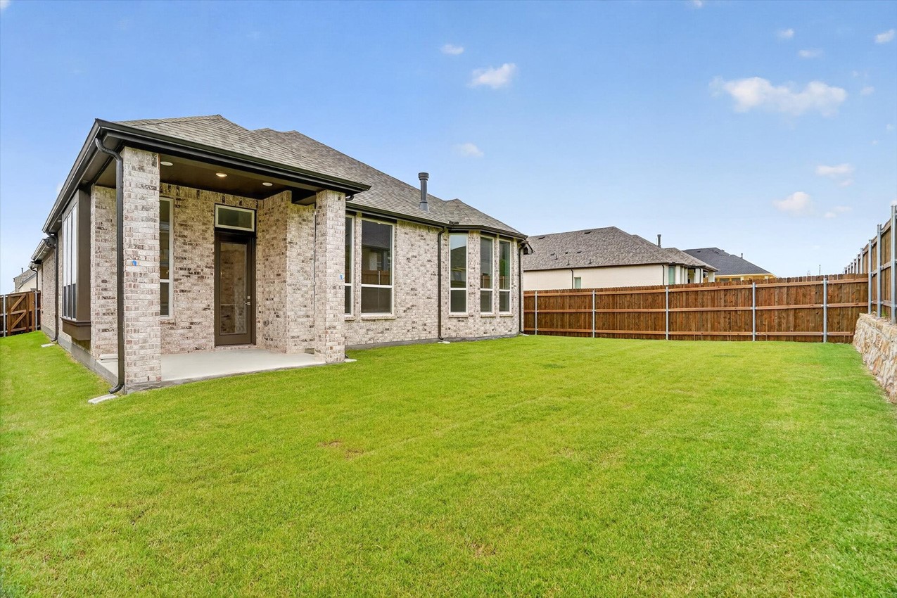 7825 Winterbloom Way Fort Worth TX 76123