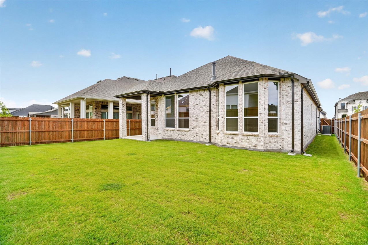 7825 Winterbloom Way Fort Worth TX 76123
