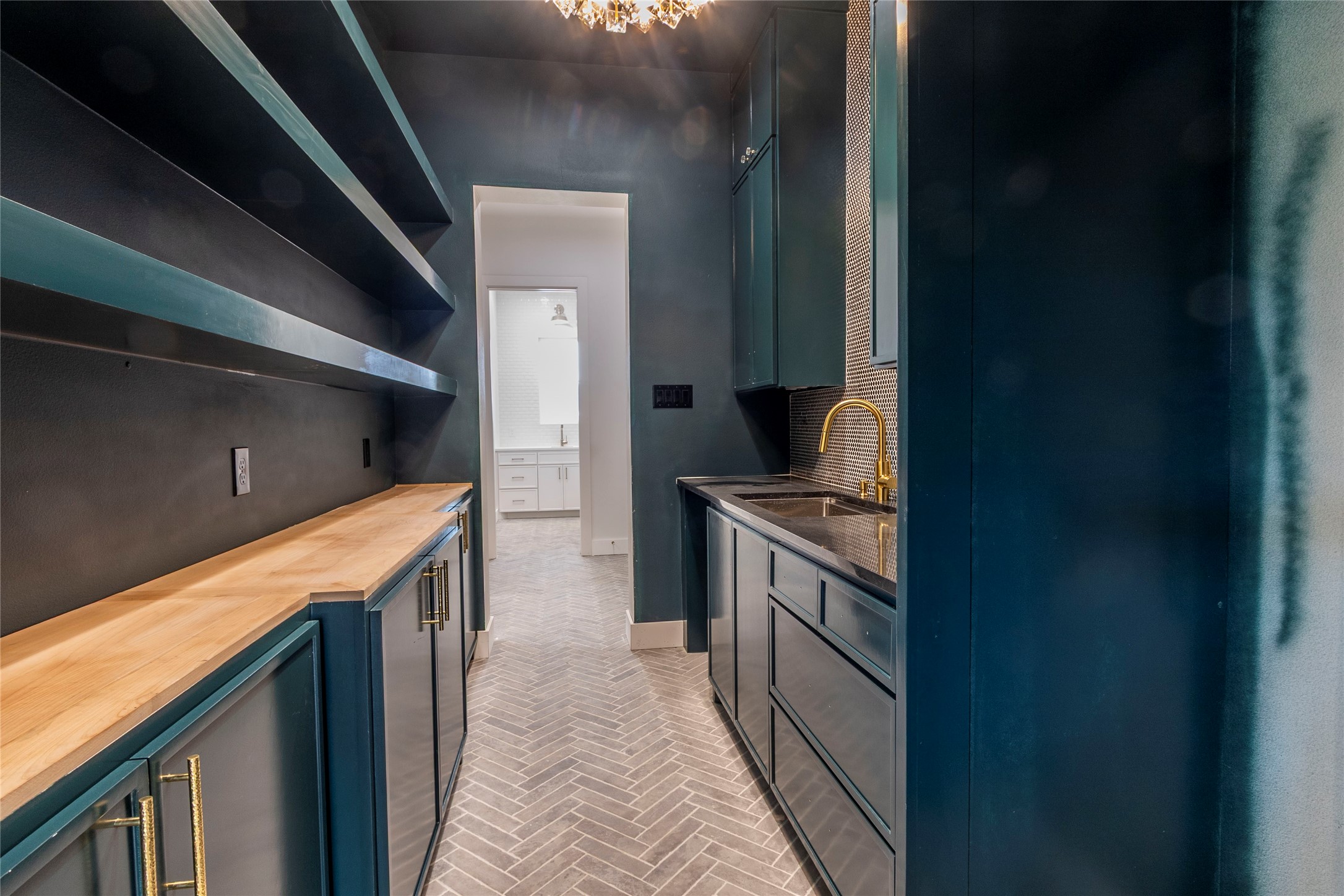 901 Herbert Hollow Weatherford TX 76087