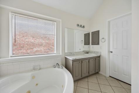 1604 Bennington Drive Carrollton TX 75007
