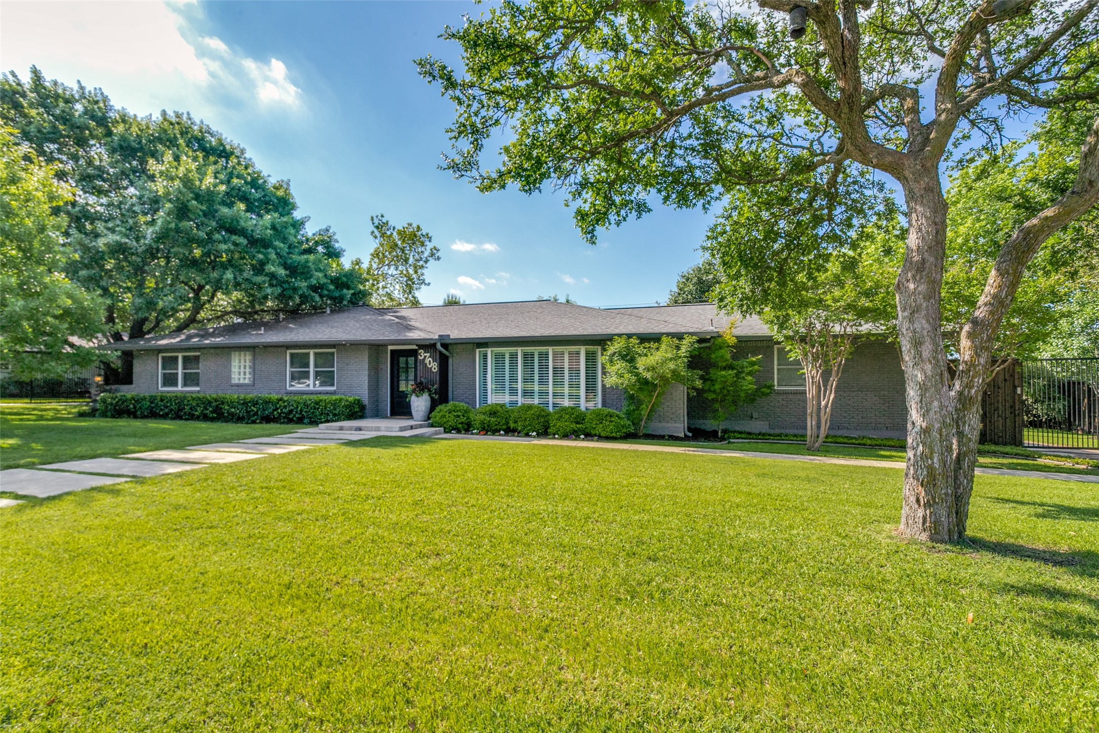 3708 Northview Lane Dallas TX 75229