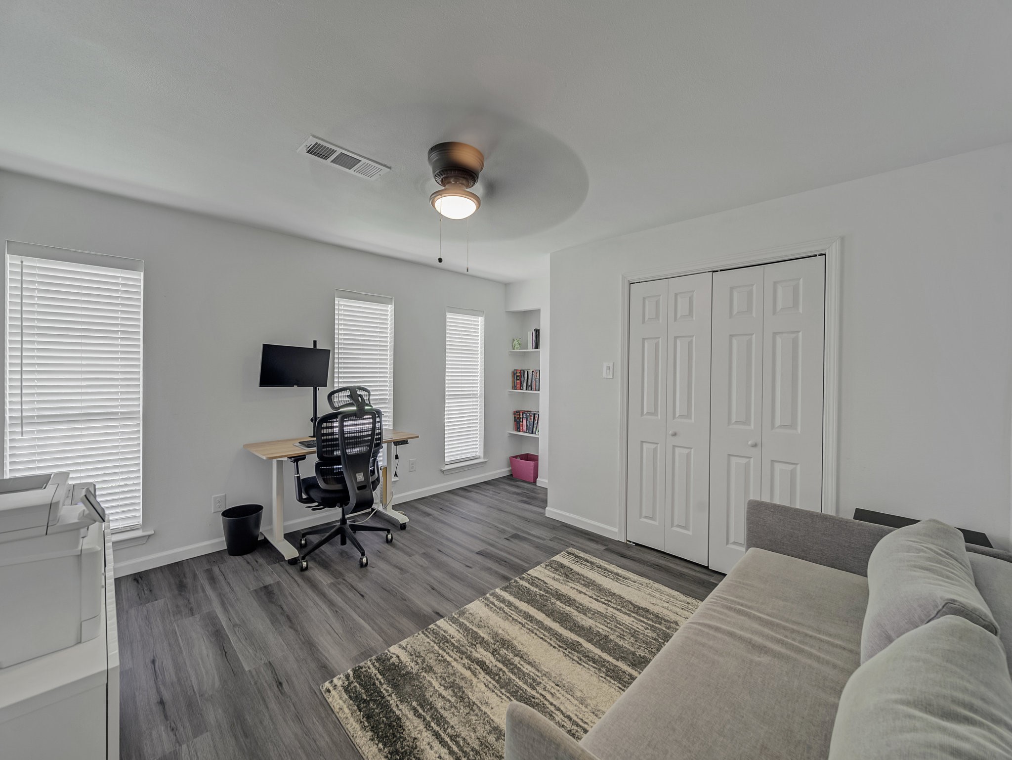 4606 Hazelhurst Lane Dallas TX 75227