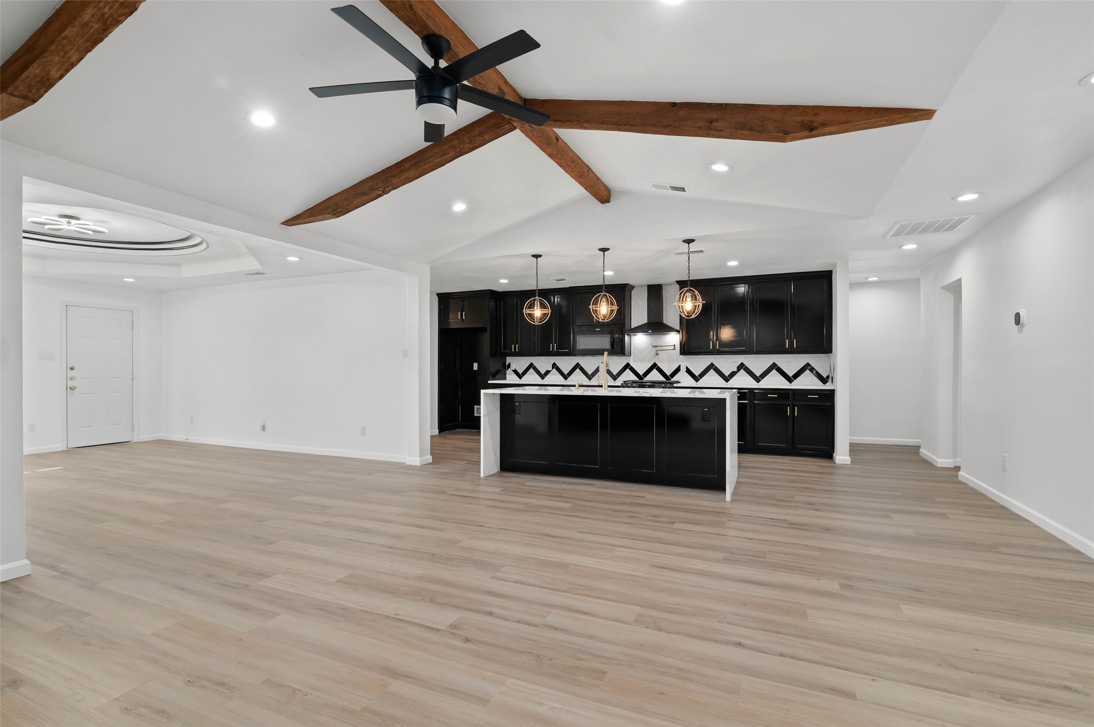 4606 Hazelhurst Lane Dallas TX 75227