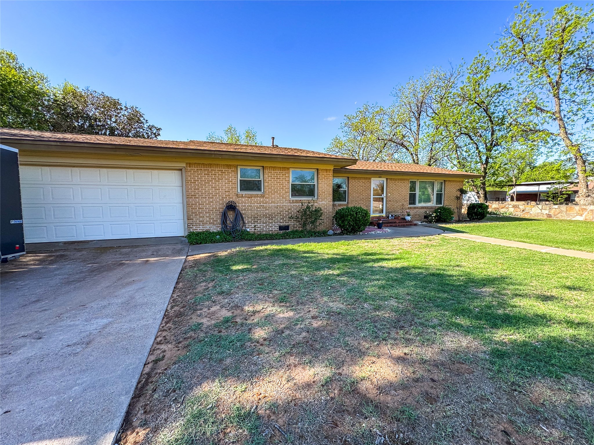 1001 SE 3rd Street Knox City TX 79529