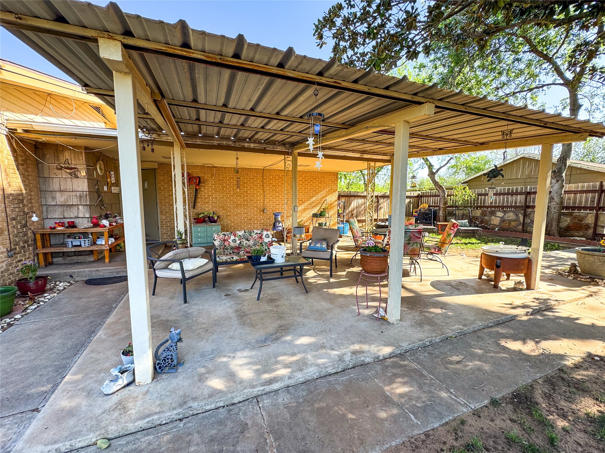 1001 SE 3rd Street Knox City TX 79529