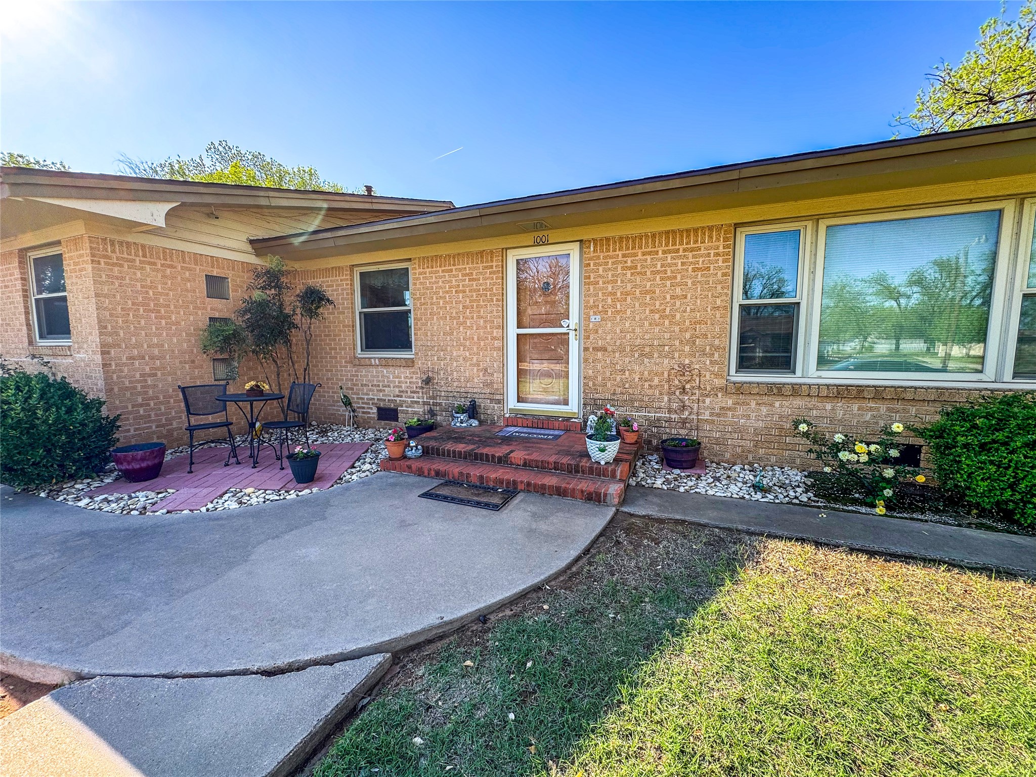 1001 SE 3rd Street Knox City TX 79529