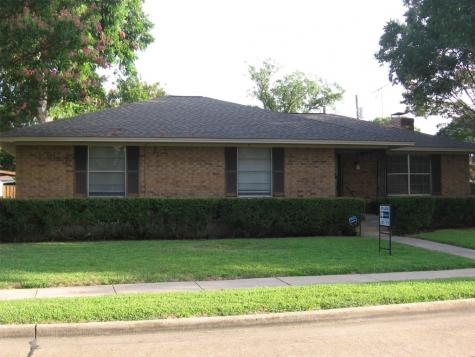 1618 Charlotte Drive Garland TX 75041