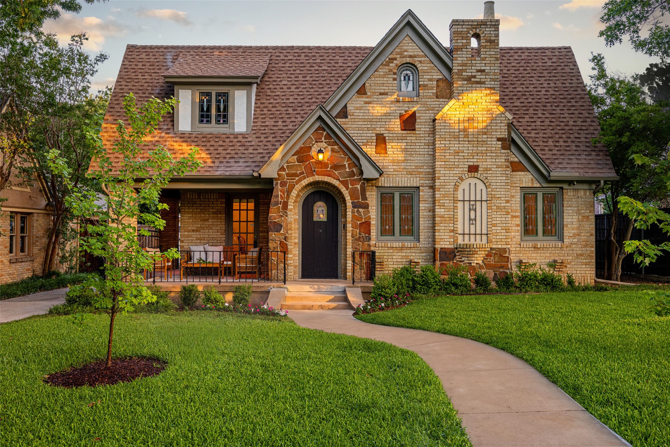 5506 Mccommas Boulevard Dallas TX 75206