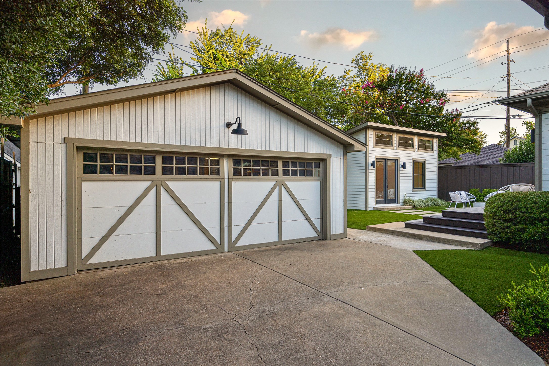 5506 Mccommas Boulevard Dallas TX 75206