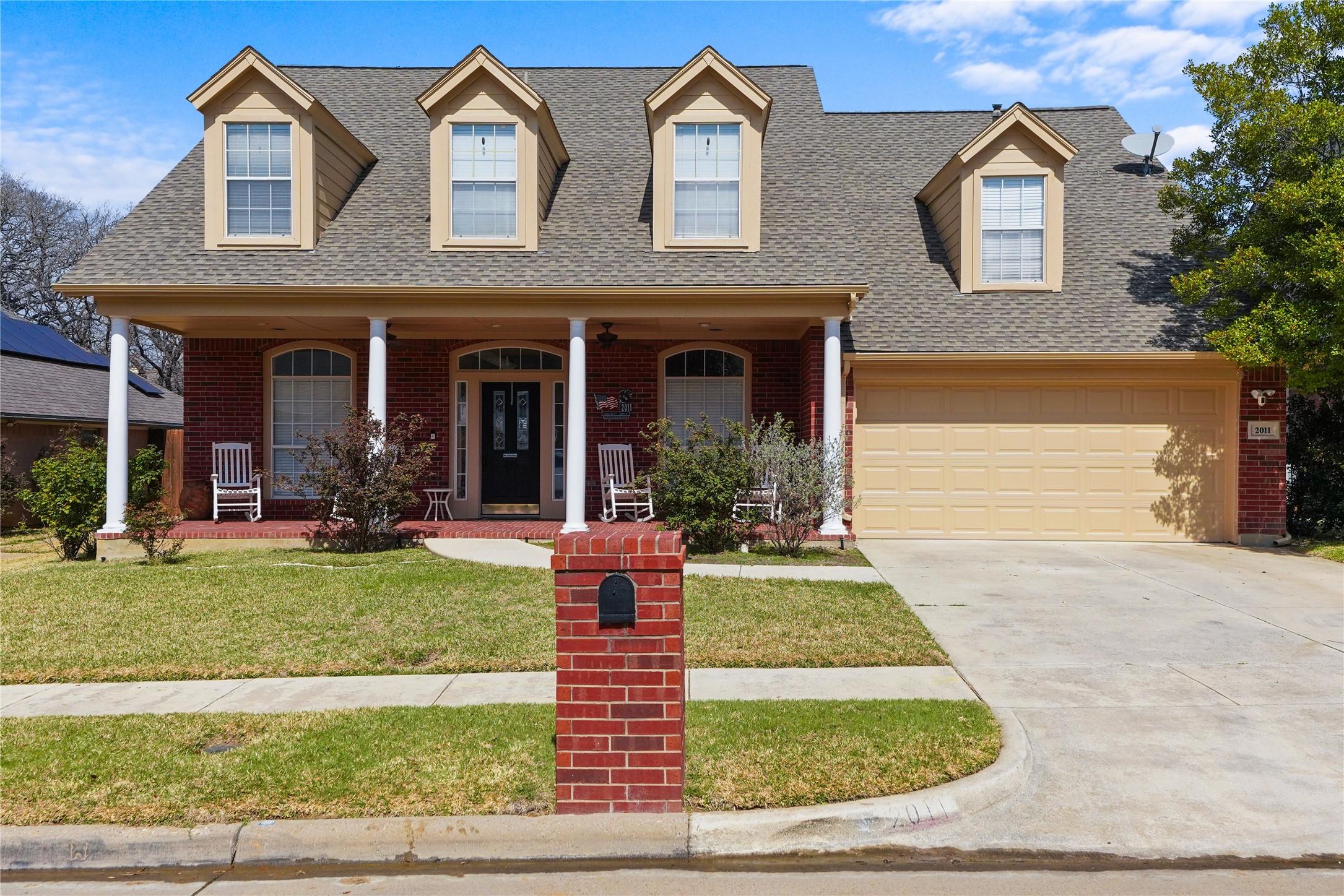2011 Brianna Lane Arlington TX 76001