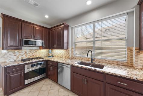 2011 Brianna Lane Arlington TX 76001