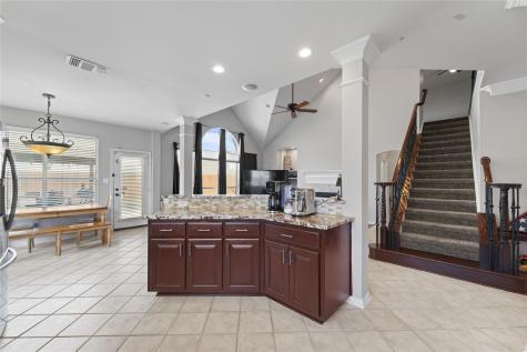 2011 Brianna Lane Arlington TX 76001